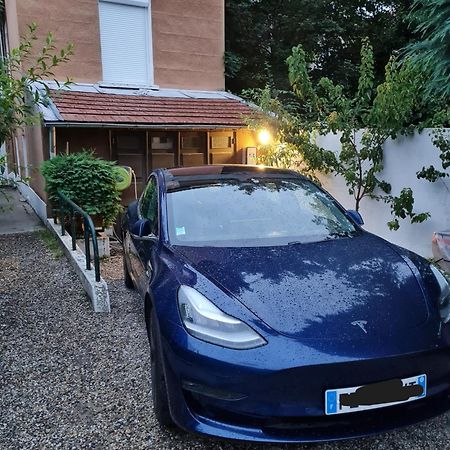 Hote Stephanois Studio & Parking Saint-Etienne (Loire) Exterior foto